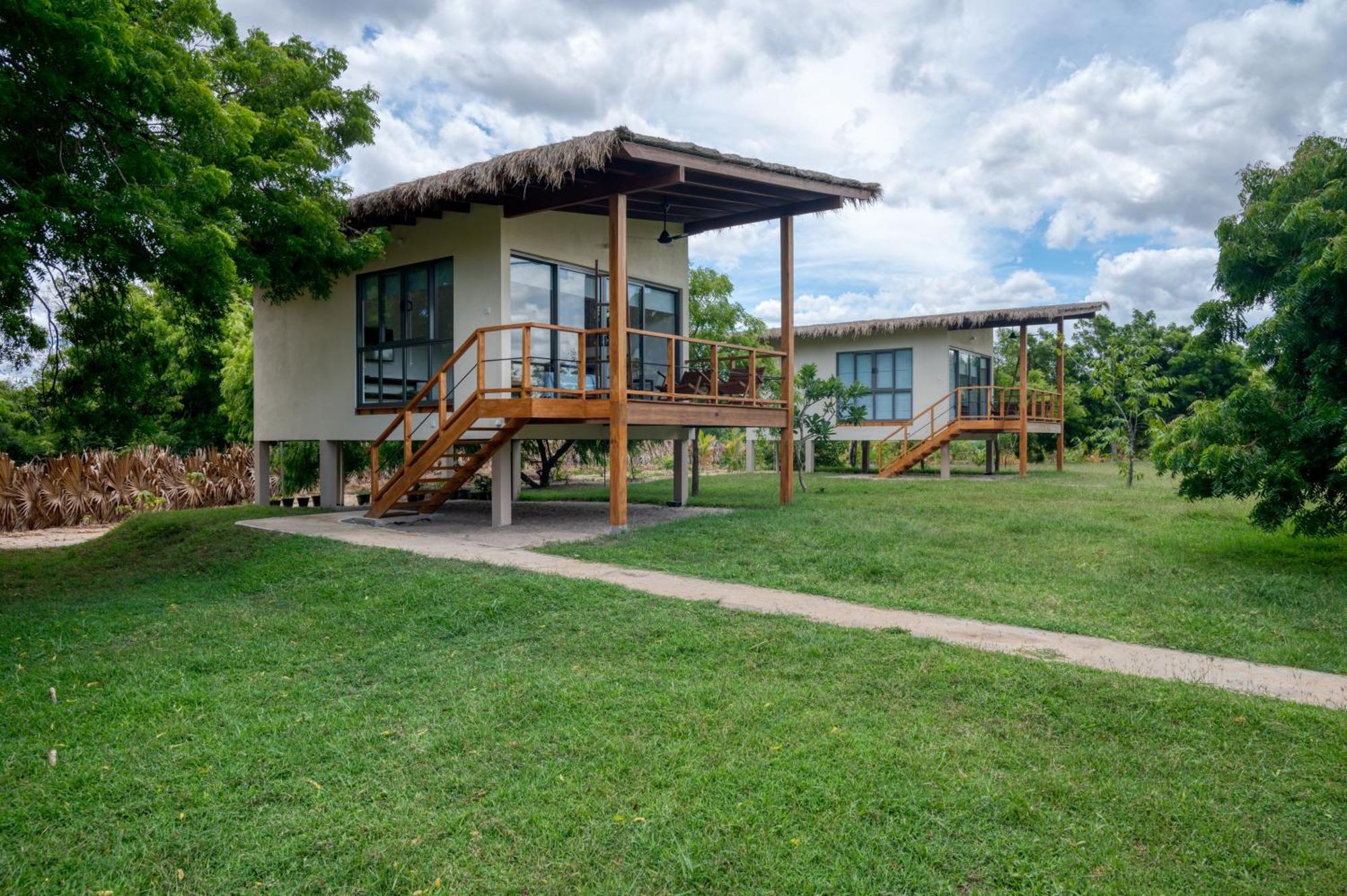 Niketh Villa Komari Arugambay Экстерьер фото