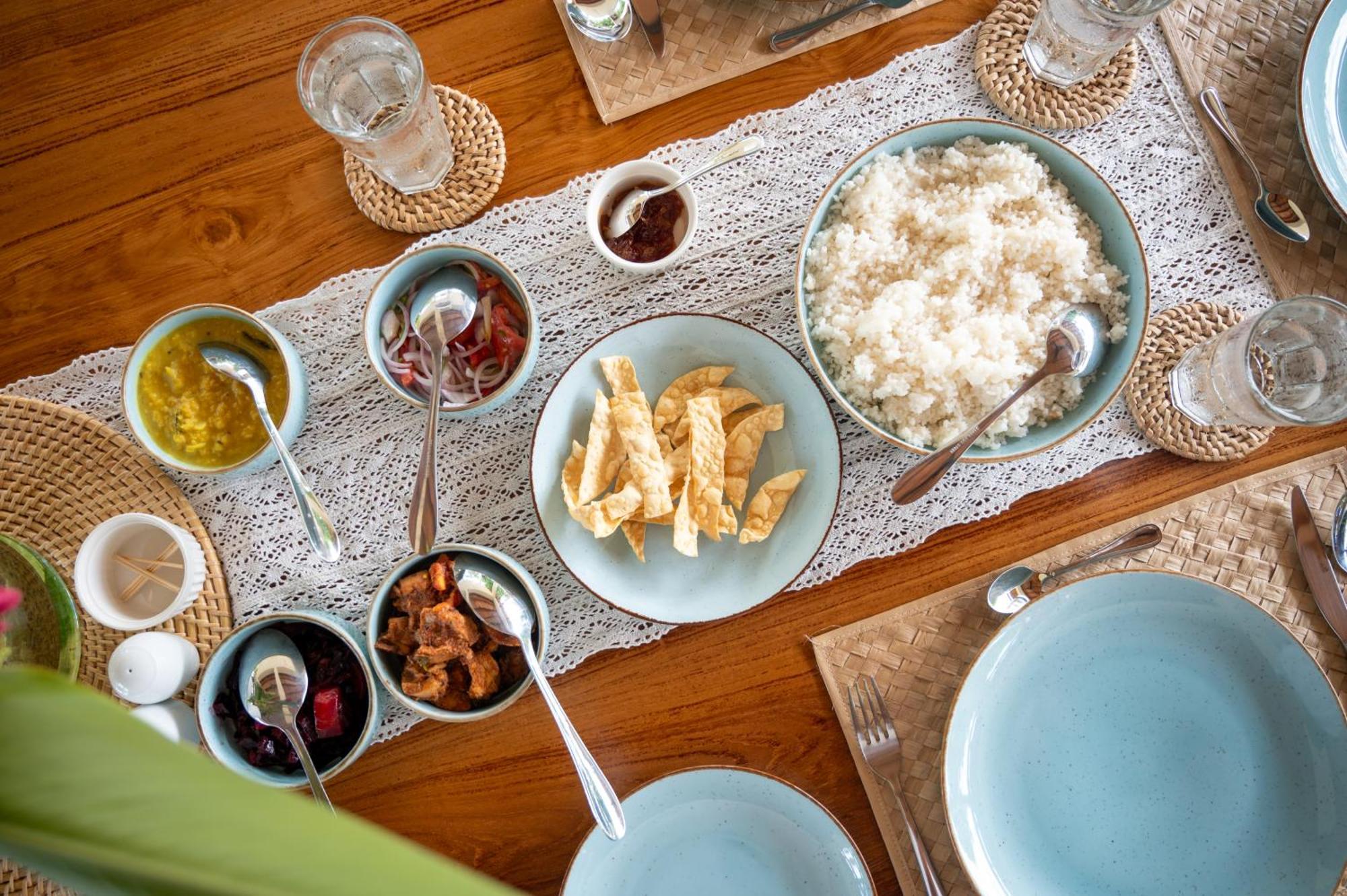 Niketh Villa Komari Arugambay Экстерьер фото