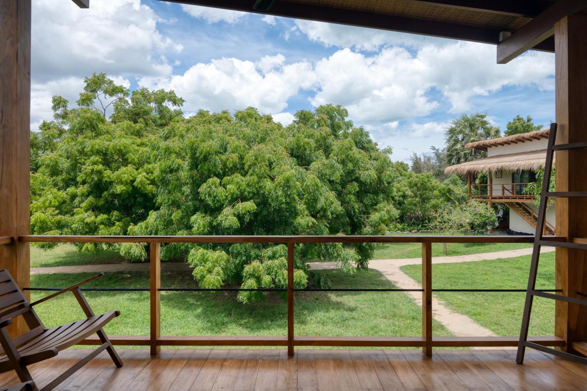 Niketh Villa Komari Arugambay Экстерьер фото